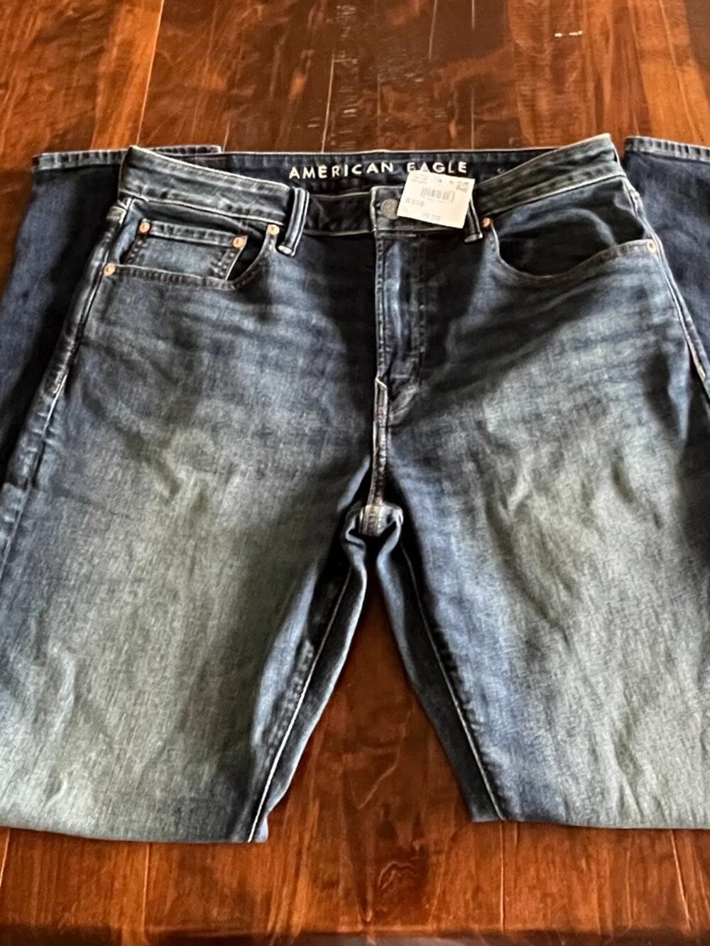 NWT American Eagle Outfitters Jeans - Picture 2 of 2